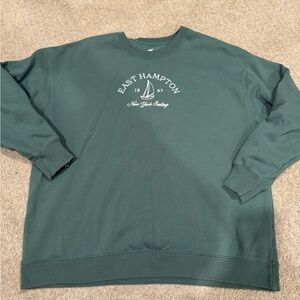 Hollister Crewneck Sweatshirt